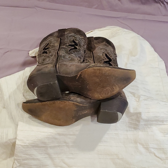 Laredo Cowgirl Boots - Picture 6 of 14